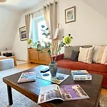 Gael Stary Rynek 1 Apartment